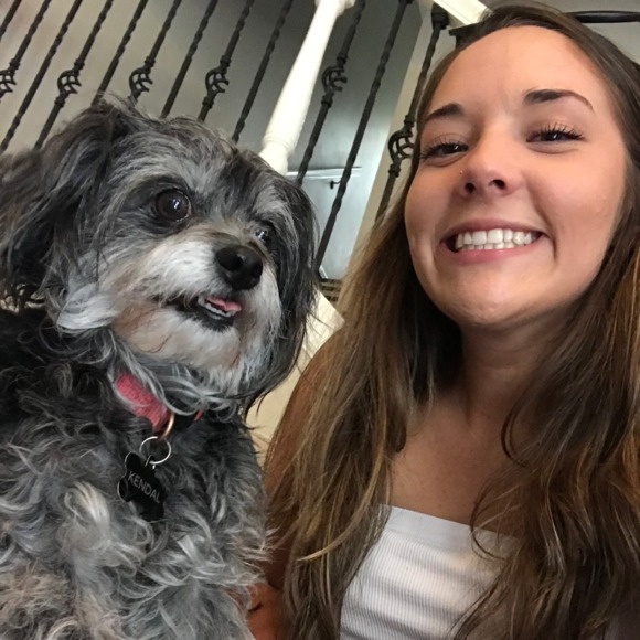 Meet your Posher, Alyssa - Picture 1 of 1